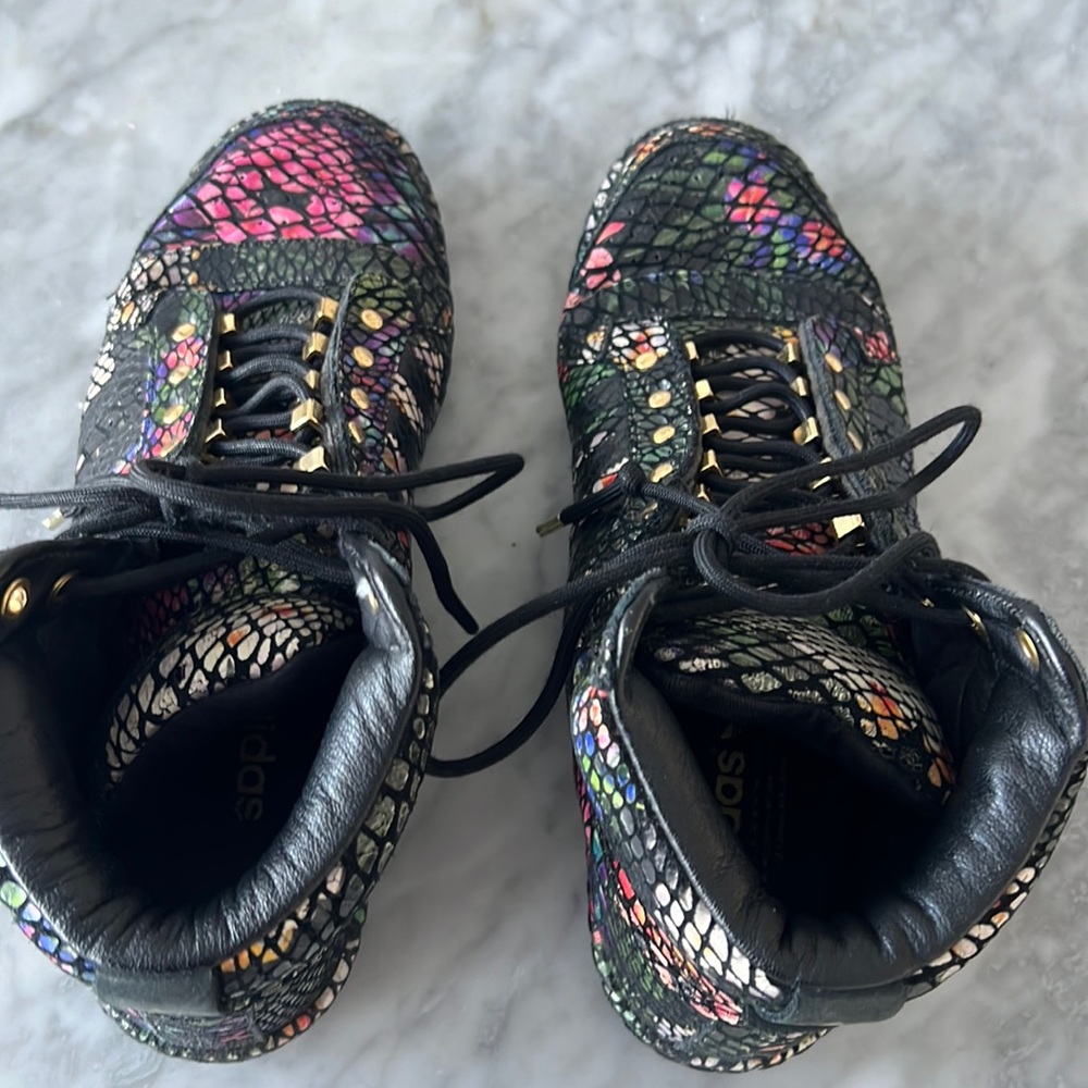 COPY - Adidas high top